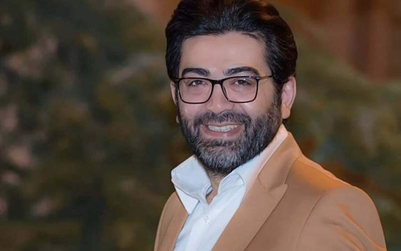 فرزاد حسنی ماندنی شد