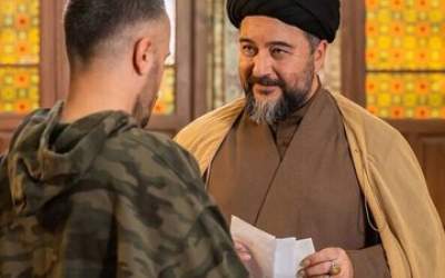 سکته امیرحسین صدیق زمان بازی در نقش روحانی