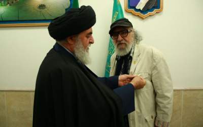 داریوش ارجمند خادم افتخاری مسجد جمکران شد