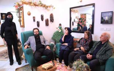 دیدار هنرمندان با فرزانه کابلی برای همدردی