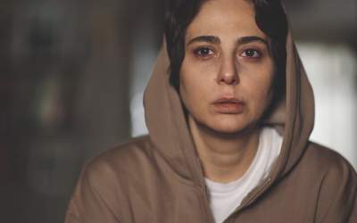رونمایی از تصویر رعنا آزادی‌ور در «فیل»